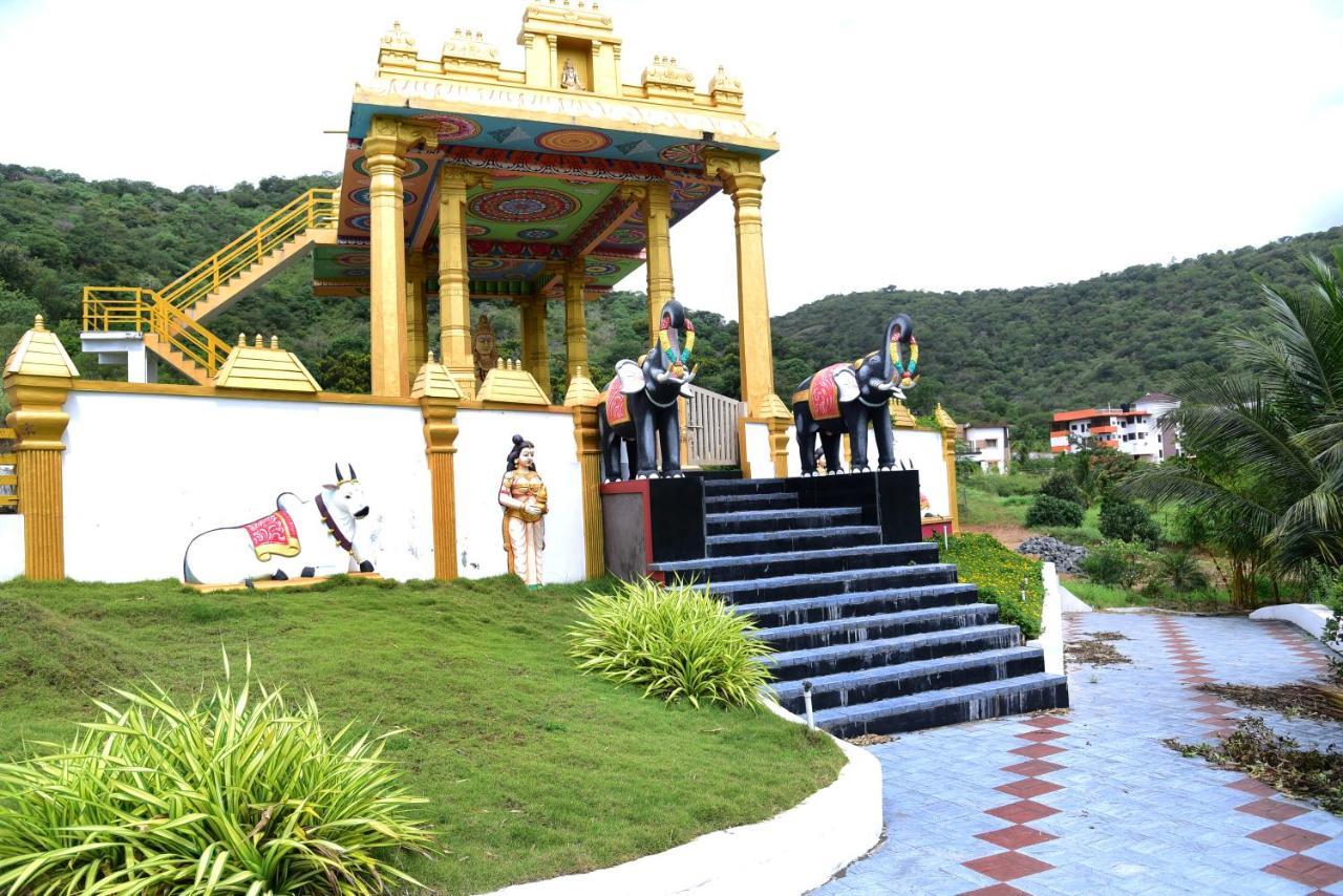 Nirvana Holistic Living Varagampadi Bagian luar foto