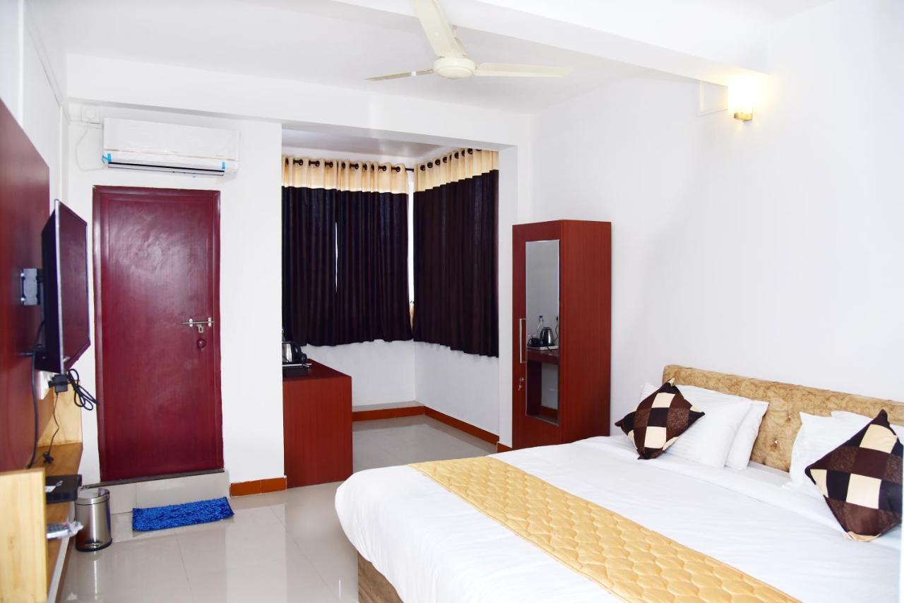 Nirvana Holistic Living Varagampadi Bagian luar foto