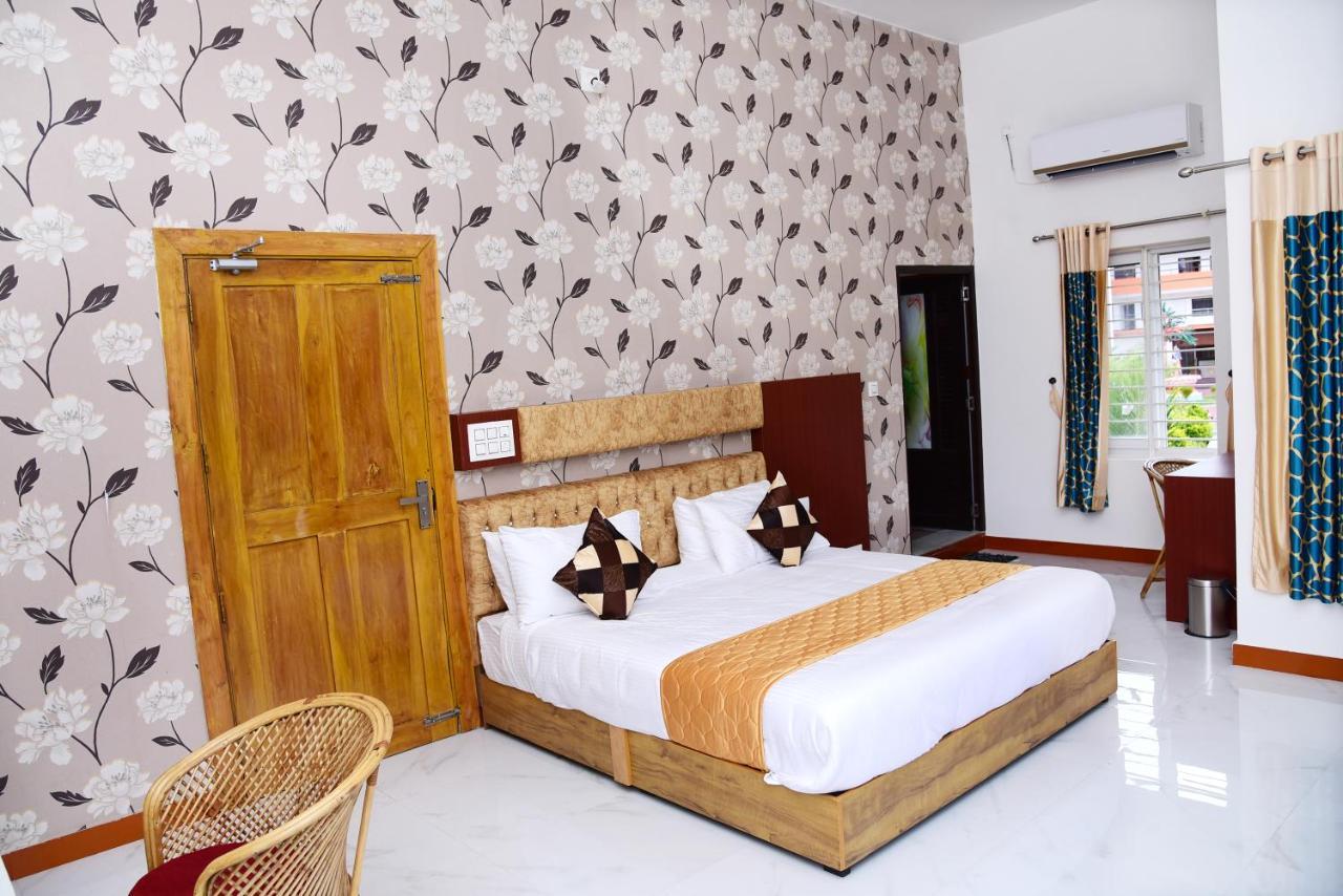Nirvana Holistic Living Varagampadi Bagian luar foto
