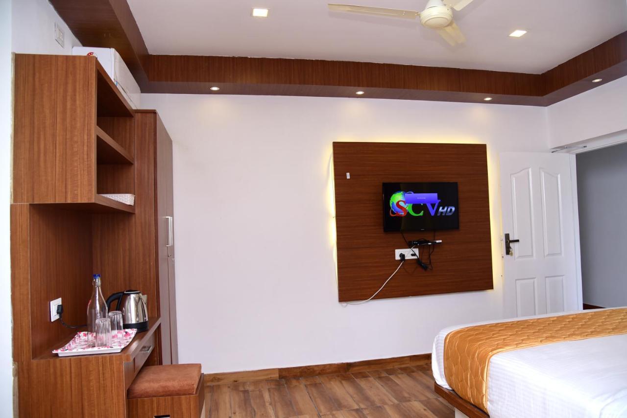 Nirvana Holistic Living Varagampadi Bagian luar foto