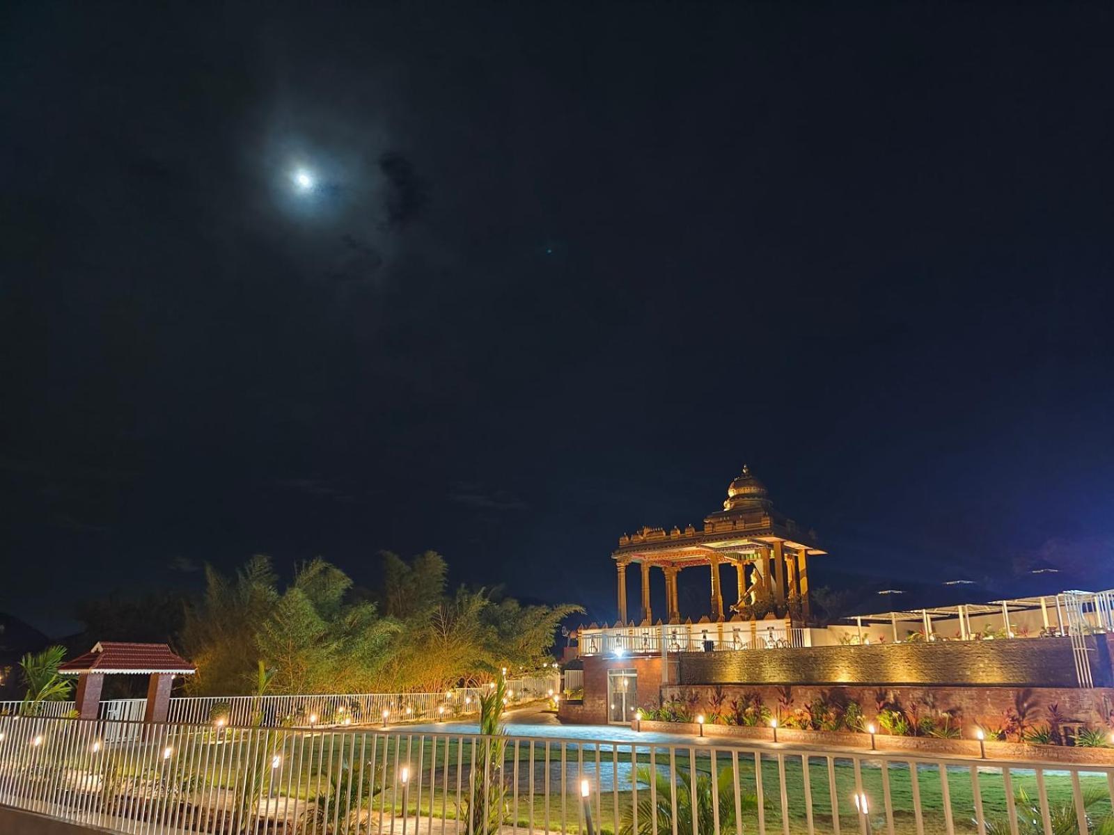 Nirvana Holistic Living Varagampadi Bagian luar foto