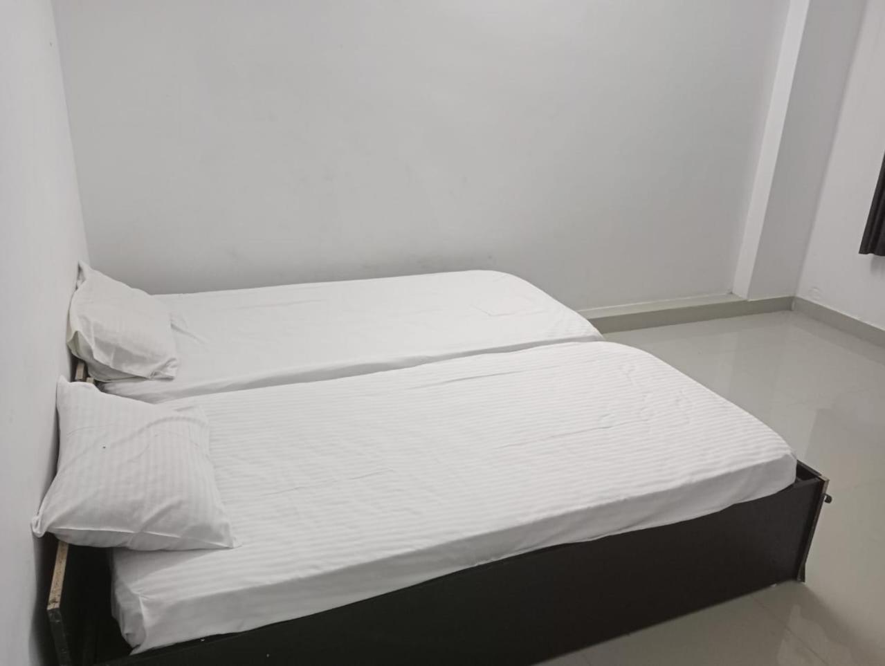 Nirvana Holistic Living Varagampadi Bagian luar foto